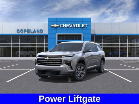 New 2026 Chevrolet Traverse LT image 9