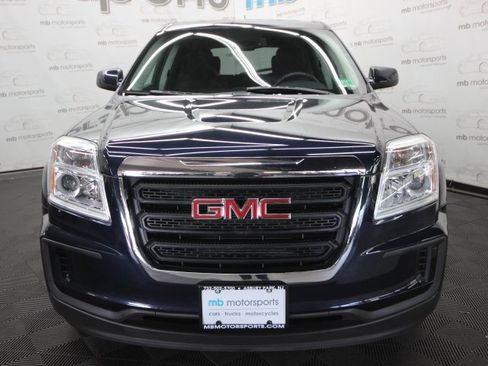 Used 2017 GMC Terrain SLE image 9