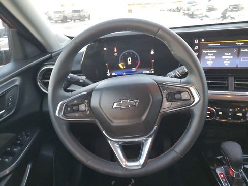 Used 2024 Chevrolet Trax ACTIV w/ Sunroof Package image 32