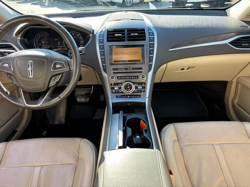 Used 2019 Lincoln MKZ Reserve image 28