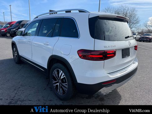 New 2026 Mercedes-Benz GLB 250 4MATIC image 6