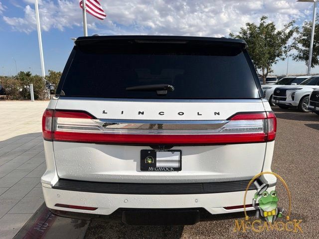 Used 2021 Lincoln Navigator L Black Label w/ Special Edition Package AWD/4WD image 6