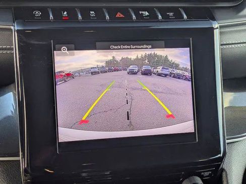 Certified 2023 Jeep Grand Cherokee Laredo AWD/4WD image 23