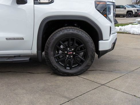 New 2026 GMC Sierra 1500 Elevation w/ Elevation Premium Package image 32