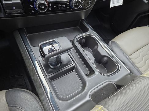 Used 2024 Chevrolet Silverado 1500 ZR2 w/ Technology Package image 32