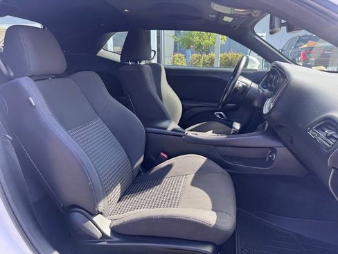 Used 2019 Dodge Challenger R/T RWD image 20