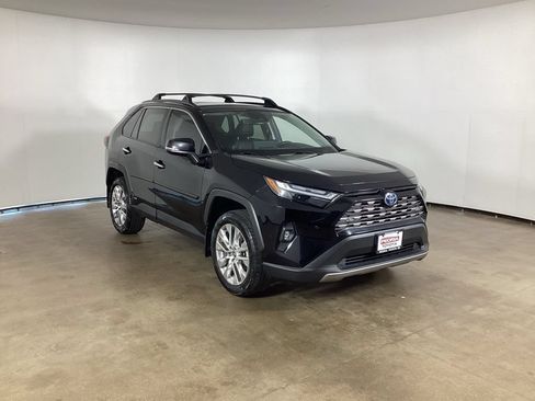 Used 2024 Toyota RAV4 Limited AWD/4WD image 4