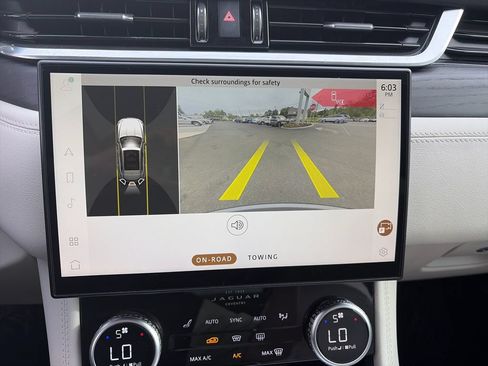 Used 2023 Jaguar F-PACE S AWD/4WD image 15