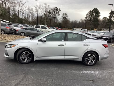 Used 2021 Nissan Sentra SV image 6