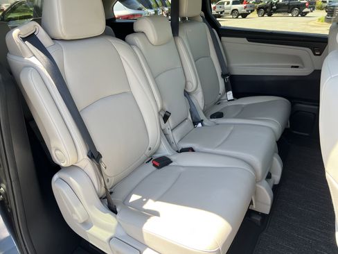 Used 2025 Honda Odyssey EX-L image 30