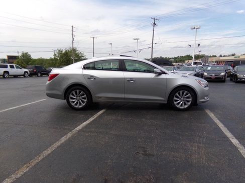 Used 2016 Buick LaCrosse Leather FWD image 5
