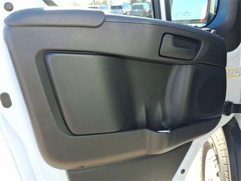 Used 2024 RAM ProMaster 2500 w/ Safety Group image 8