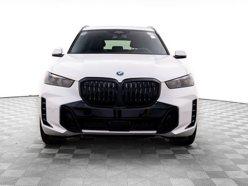 New 2026 BMW X5 xDrive50e w/ Executive Package image 10