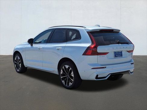 New 2026 Volvo XC60 T8 Plus w/ Climate Package PRO image 2