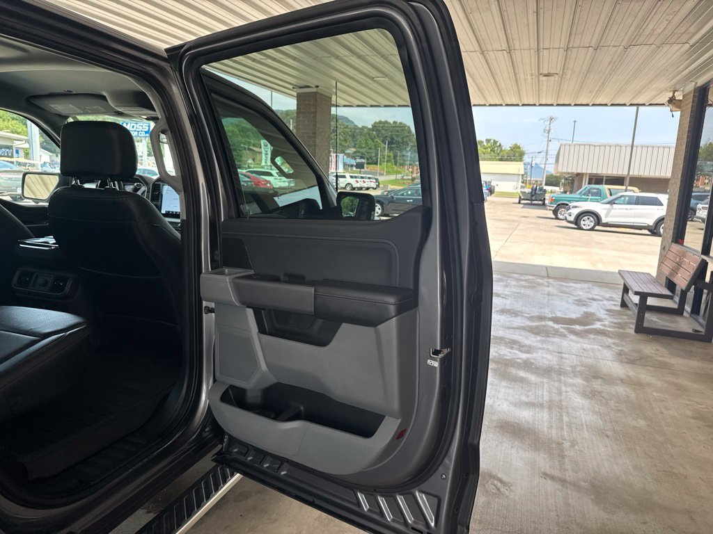 Used 2022 Ford F150 XLT w/ Equipment Group 302A High AWD/4WD image 21