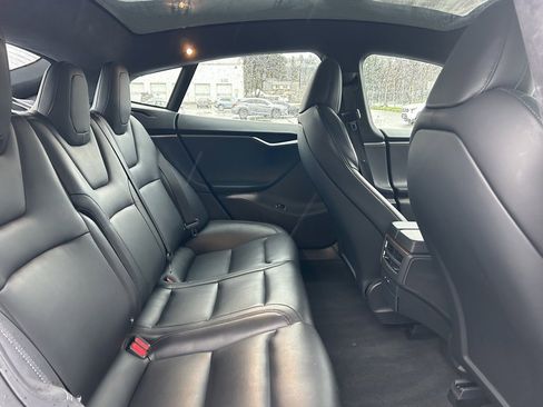 Used 2020 Tesla Model S Long Range Plus image 14