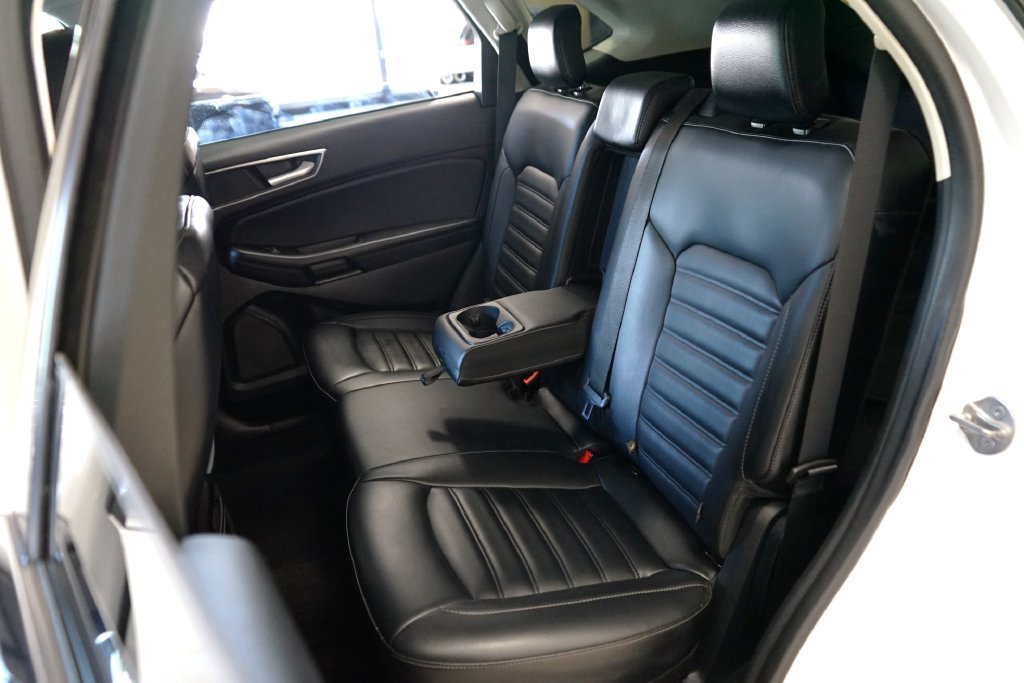 Used 2024 Ford Edge SEL AWD/4WD image 45