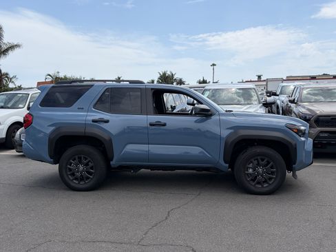 Certified 2026 Toyota 4Runner SR5 AWD/4WD image 2