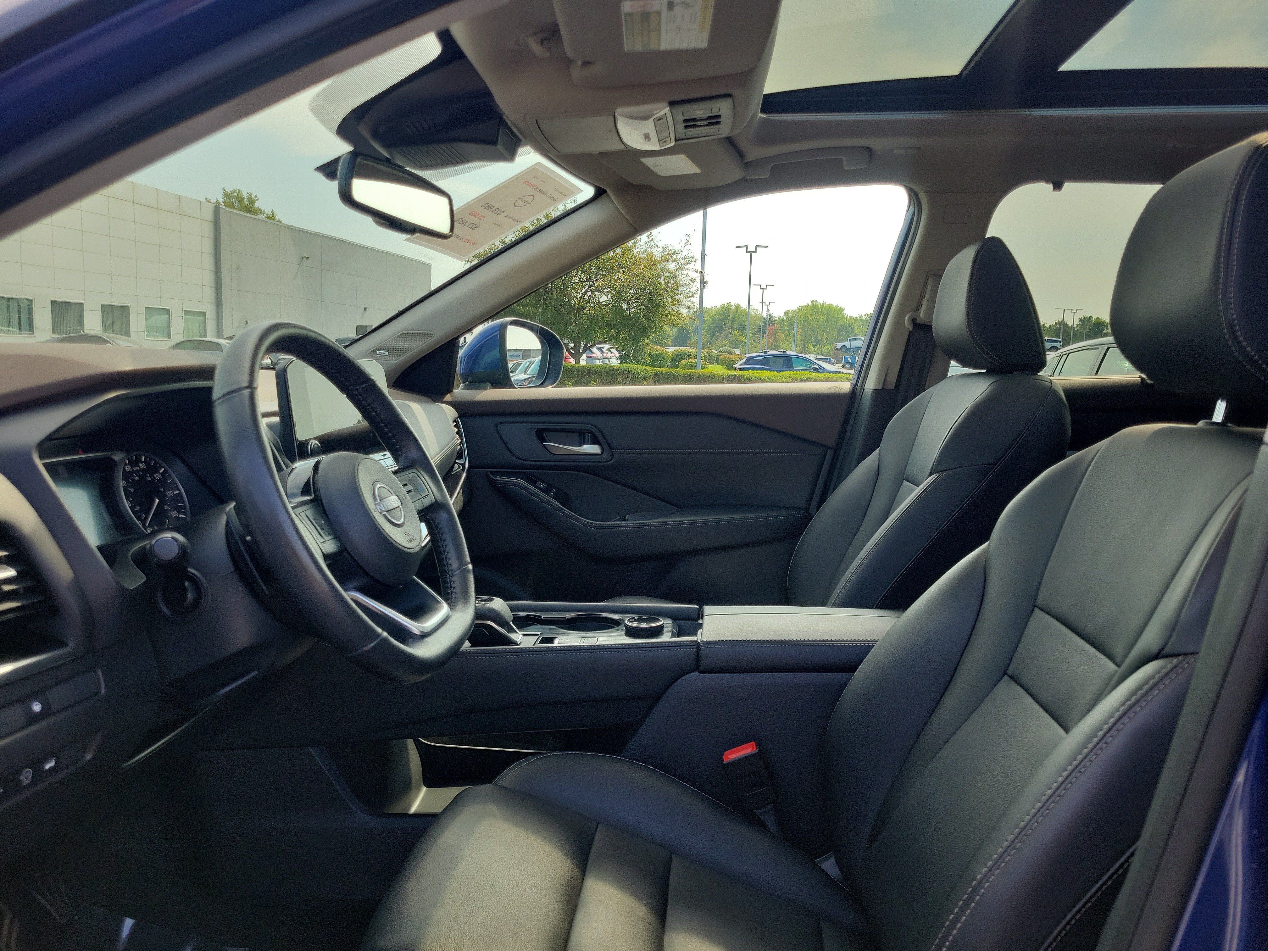 Certified 2023 Nissan Rogue SL w/ SL Premium Package AWD/4WD image 15