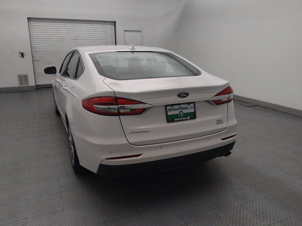 Used 2019 Ford Fusion SEL FWD image 6