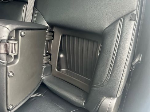 Used 2020 GMC Sierra 1500 Elevation w/ Elevation Value Package image 15