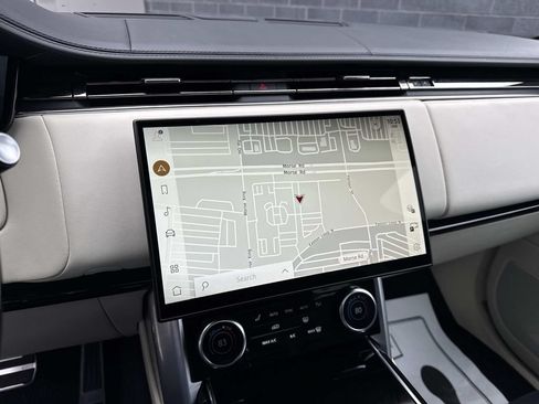 Certified 2023 Land Rover Range Rover SE AWD/4WD image 23