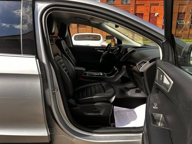 Used 2024 Ford Edge SEL AWD/4WD image 14