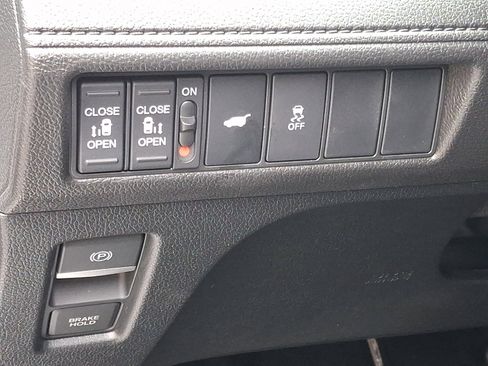 New 2026 Honda Odyssey Sport-L image 26