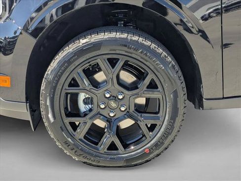 New 2026 Ford Maverick Lariat w/ Black Appearance Package AWD/4WD image 10