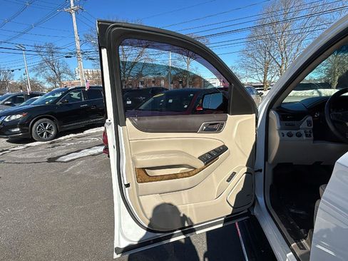 Certified 2017 GMC Yukon Denali w/ Open Road Package image 25