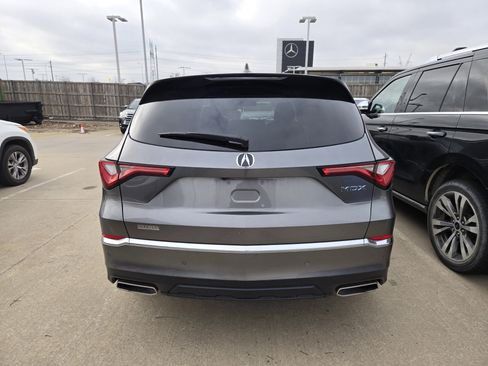 Used 2023 Acura MDX FWD w/ Technology Package image 6