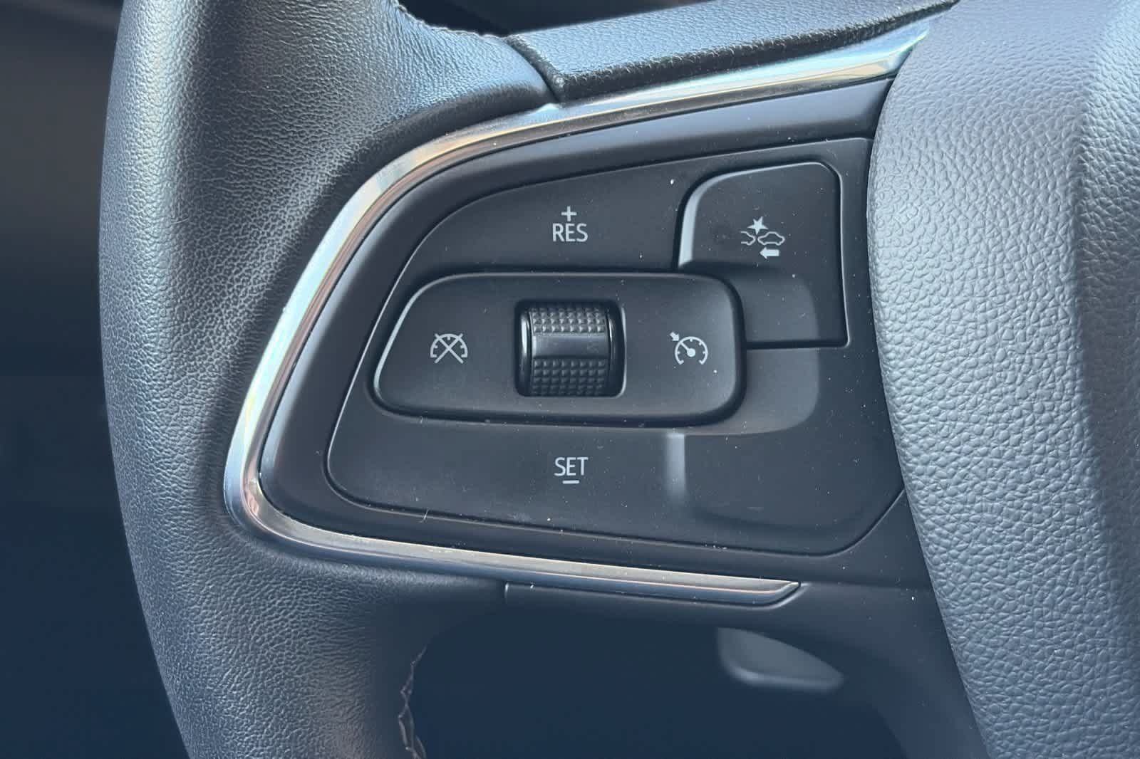 Used 2023 Buick Encore GX Preferred FWD image 25