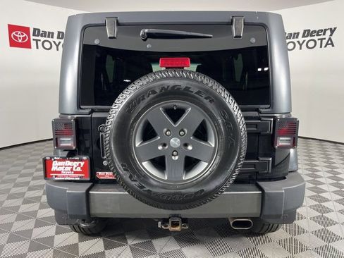 Used 2013 Jeep Wrangler Unlimited Sport image 23