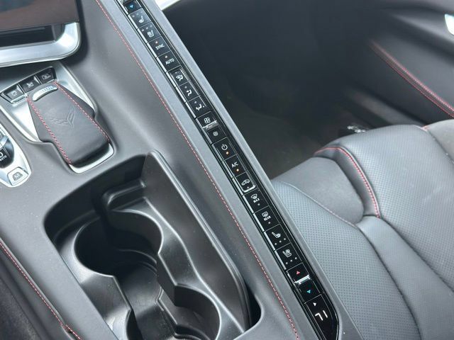 Used 2024 Chevrolet Corvette Z06 RWD image 26