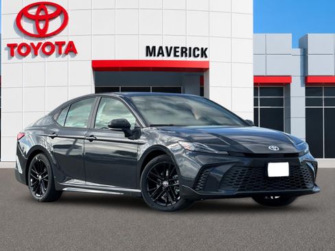 New 2026 Toyota Camry SE FWD image 7