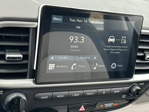 Used 2026 Hyundai Venue SEL FWD image 17