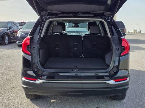 Used 2022 GMC Terrain AT4 w/ Infotainment Package II image 7