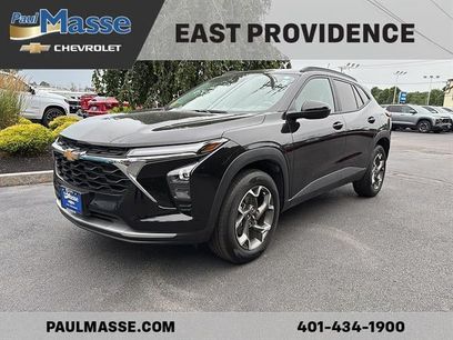 Certified 2025 Chevrolet Trax LT w/ Driver Confidence Package