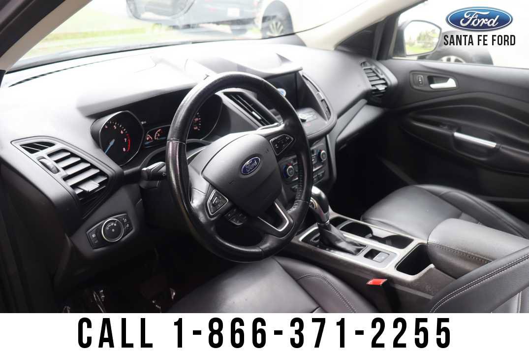 Used 2019 Ford Escape SEL AWD/4WD image 15