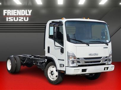 New 2024 Isuzu NPR