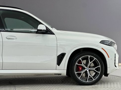 Certified 2024 BMW X5 xDrive40i w/ M Sport Package AWD/4WD image 36