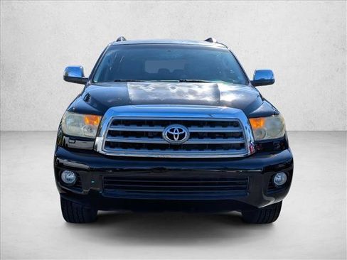 Used 2010 Toyota Sequoia Limited image 2