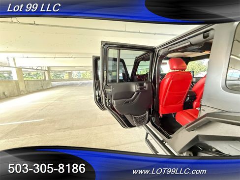 Used 2016 Jeep Wrangler Unlimited Sport w/ Quick Order Package 24S AWD/4WD image 38
