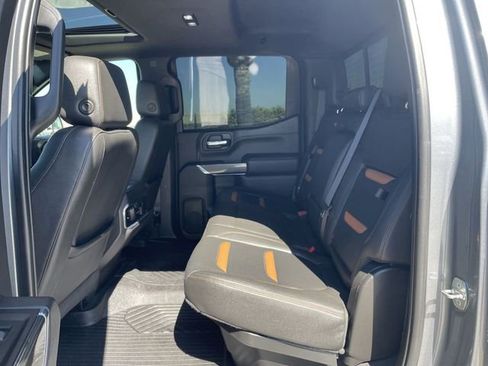 Used 2022 GMC Sierra 1500 AT4 w/ AT4 Premium Package image 26