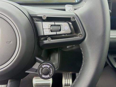 New 2025 Porsche Cayenne S image 13