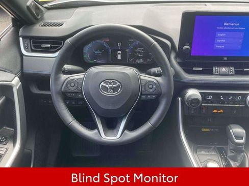 Used 2023 Toyota RAV4 XSE AWD/4WD image 18