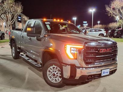 New 2026 GMC Sierra 2500 Pro w/ Convenience Package