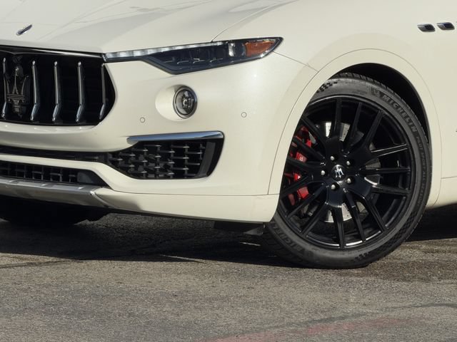 Used 2019 Maserati Levante S GranLusso AWD/4WD image 7