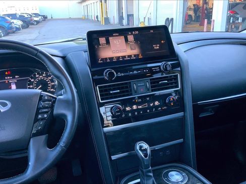 Used 2022 INFINITI QX80 Luxe w/ Cargo Package image 6
