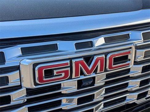 New 2026 GMC Terrain Denali w/ LPO, Floor Liner Package image 13